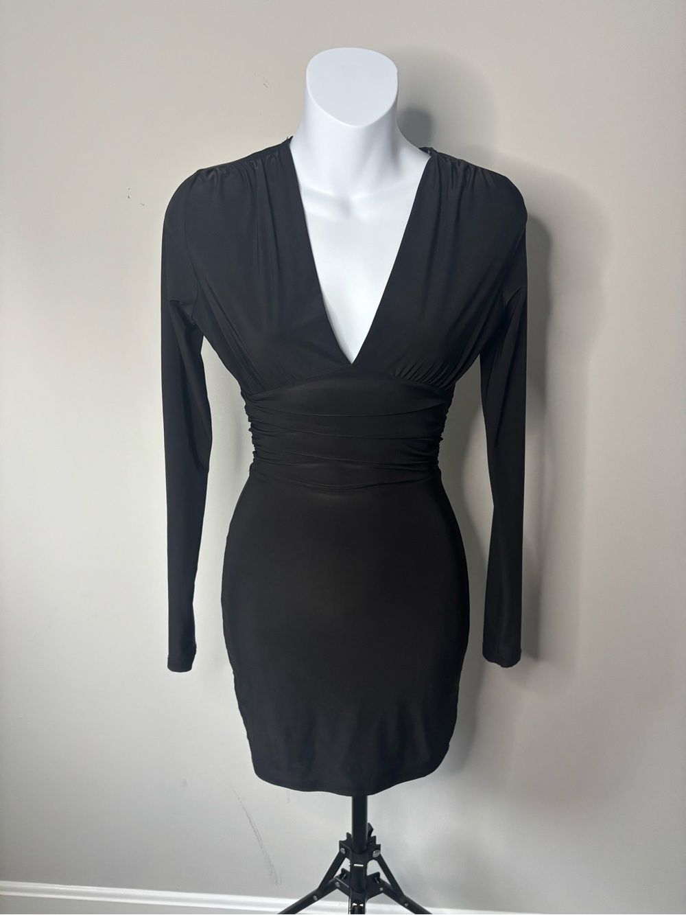 Windsor Black Deep V Long Sleeve Mini Dress